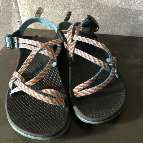 chacos size 4